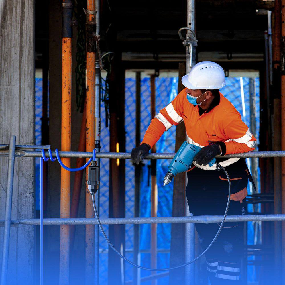 15 Ft. 16 / 3 Light Duty Indoor Extension Cord 13 Amps Blue